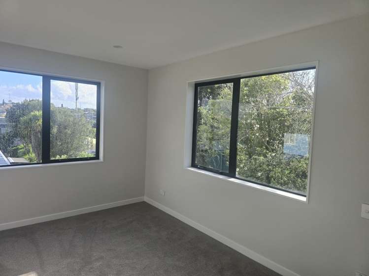 4/97 Hillsborough Road Hillsborough_7