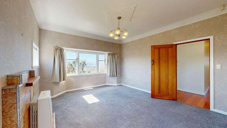 168 The Ridgeway 1259_2