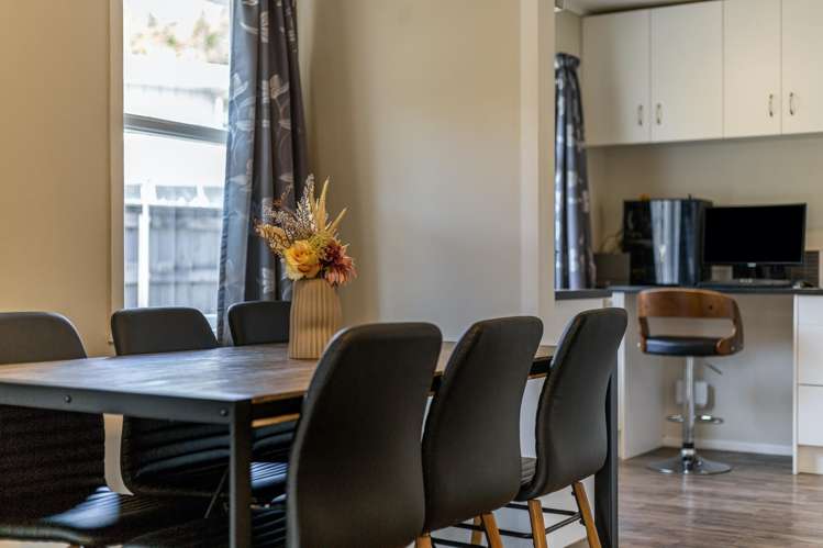 4 Lowry Crescent Stokes Valley_6