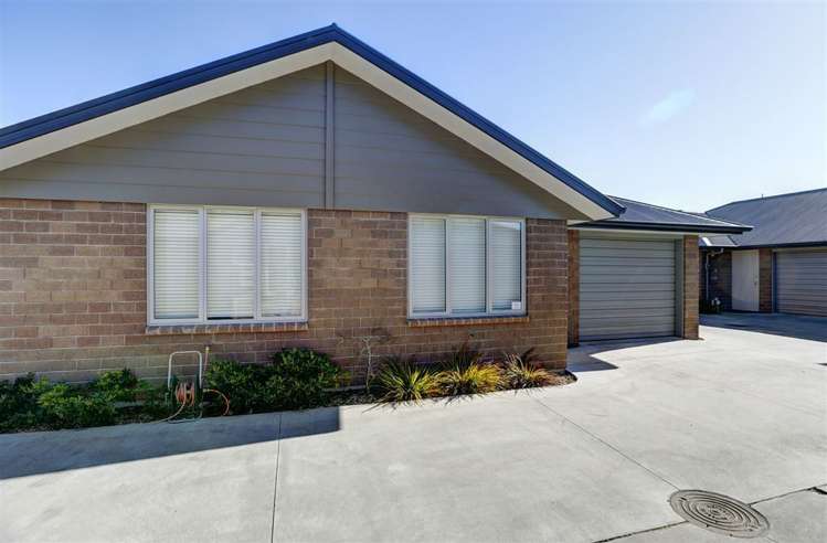 2/27 Jones Crescent Melville_12