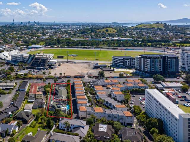 222 Green Lane West Greenlane_3