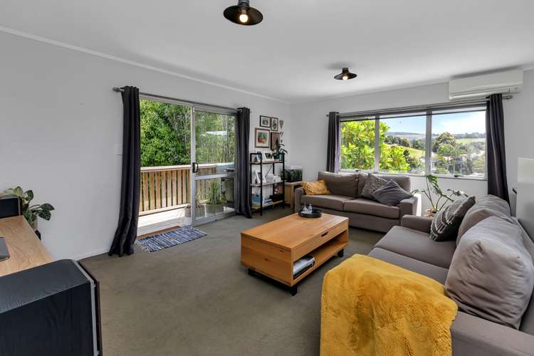 22 Toetoe Road Otaika_10