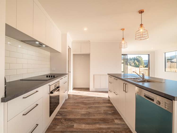 33 Grandvista Drive Green Island_6