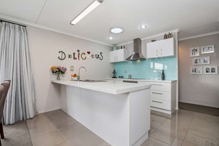 29 Beachwood Drive Hatfields Beach_8