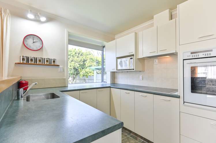 707 Collinge Road Mayfair_6