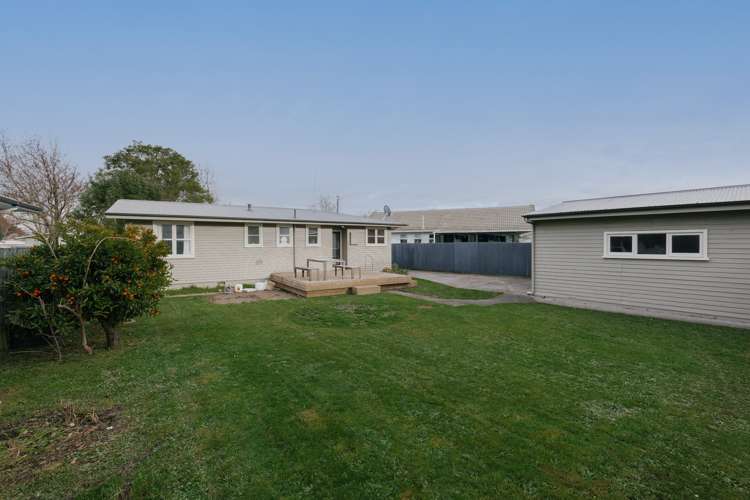 25 Mokau Place Terrace End_3