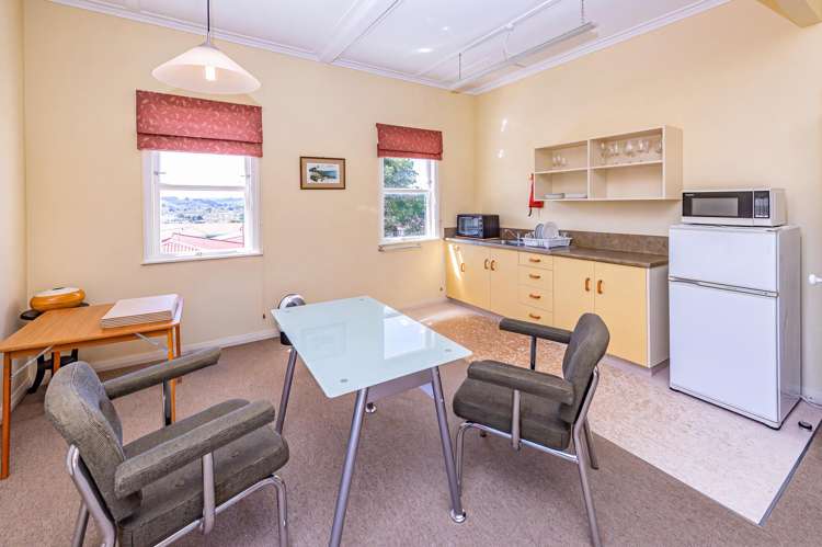 14 Hillside Terrace St Johns Hill_15