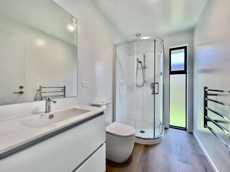 511 East Maddisons Road 11103_8