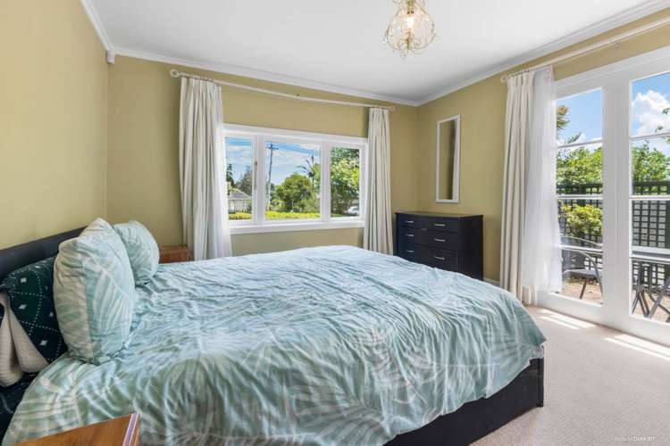 5 Pine Street New Lynn_8