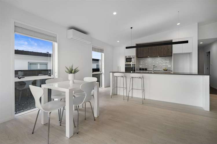 3 Manotini Way Pyes Pa_6