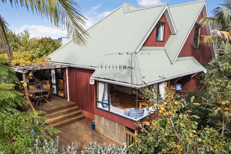 2/120 Riddell Road Glendowie_16