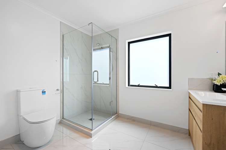 3 Earp Crescent Chartwell_15