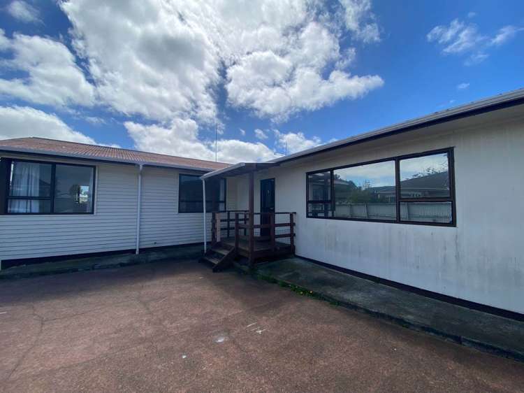 32 Pembroke Street Papatoetoe_14