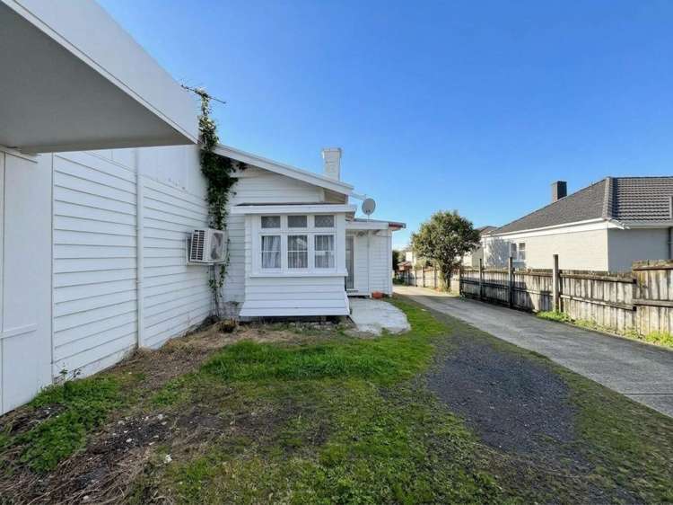 3157 Great North Road New Lynn_18