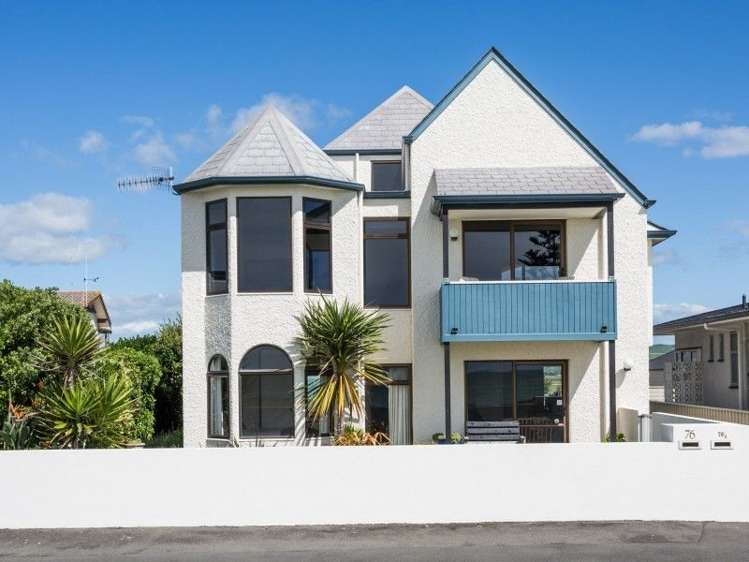 76 The Esplanade Westshore_0