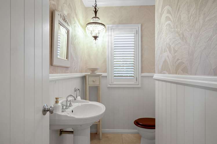 8B Sampson Avenue Waiwhakaiho_17