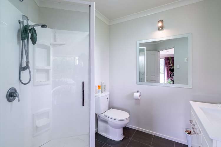 180 Helena Road Makarewa_18