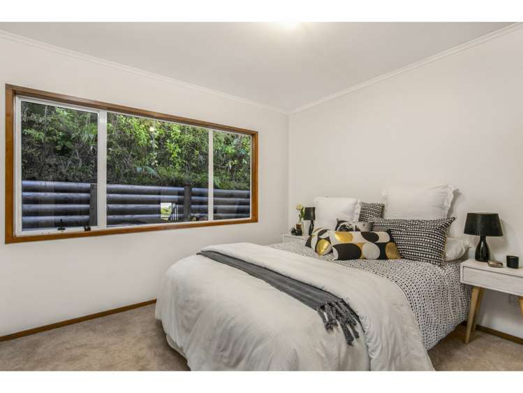 17 Scenic Drive Titirangi_11
