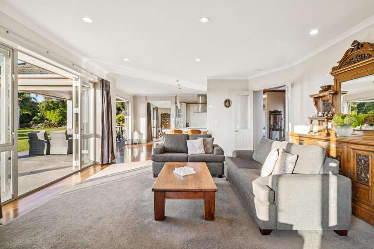 86 MacWhinney Drive Drury_16