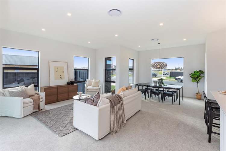 76 Whitehorn Drive Lincoln_8