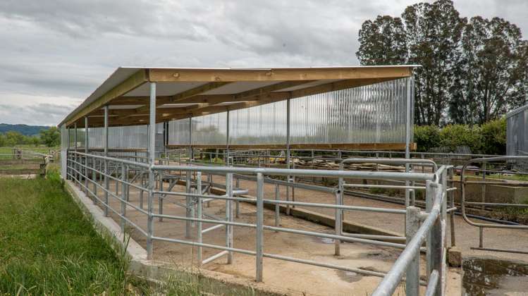 108 Canal West Road Waitakaruru_5