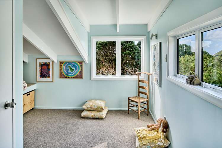 122 Muri Road Pukerua Bay_12