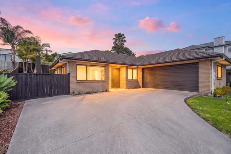 12 Bloomfield Rise Stanmore Bay_26