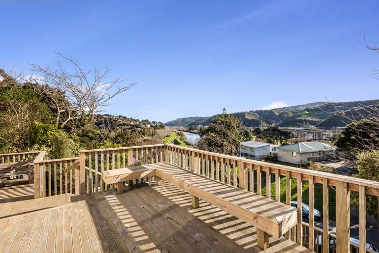 16 Manor Drive Stokes Valley_27