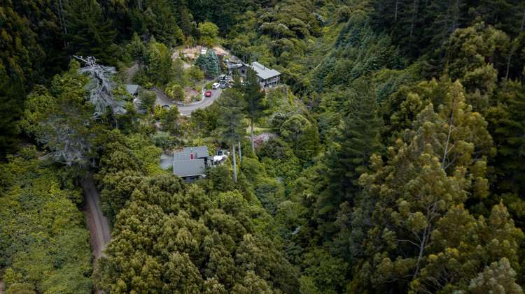 100 Bachelors Road_0