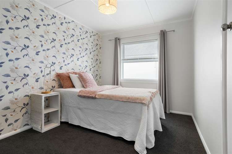 114 Everitt Crescent Whangamata_17