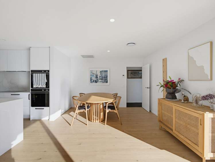 7 Sutton Street_4