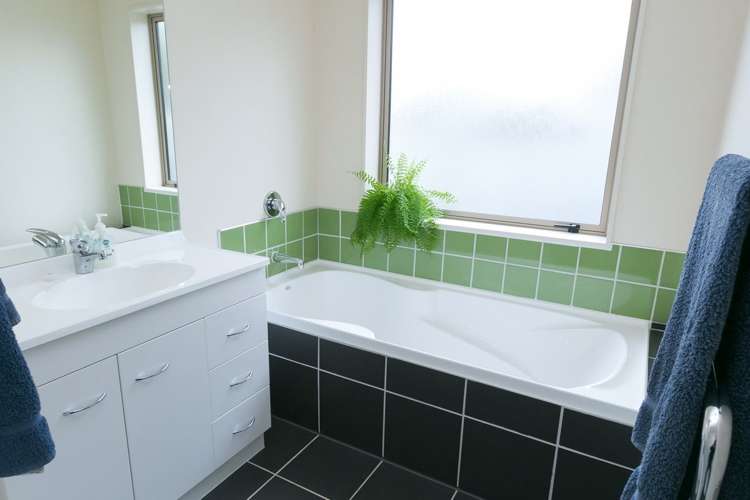 80 Churcher Street Feilding_20