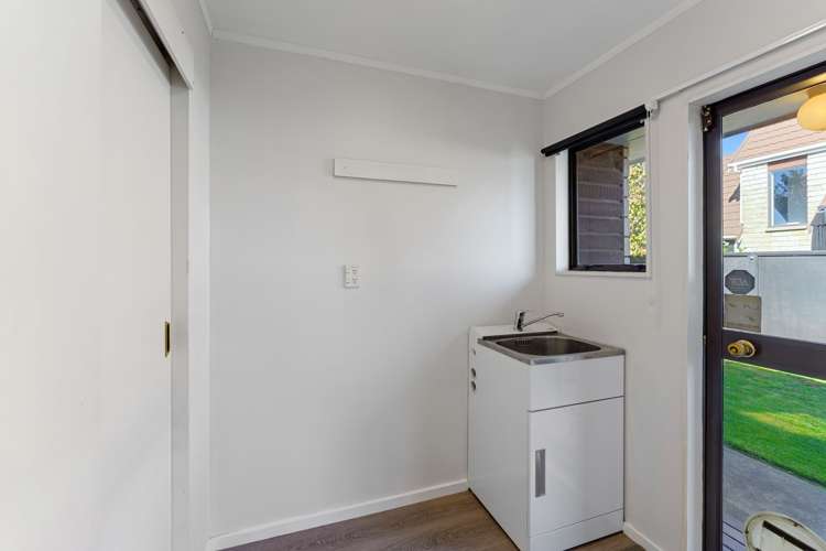 1/37 Rosebank Grove Waikanae_11