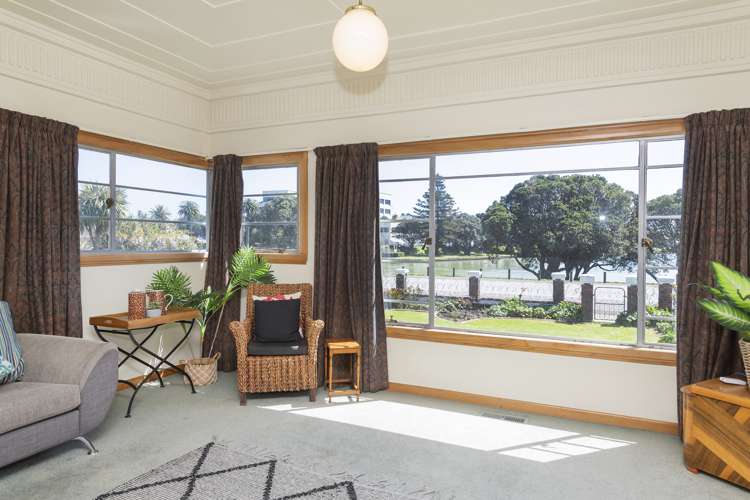 75 Esplanade Kaiti_7