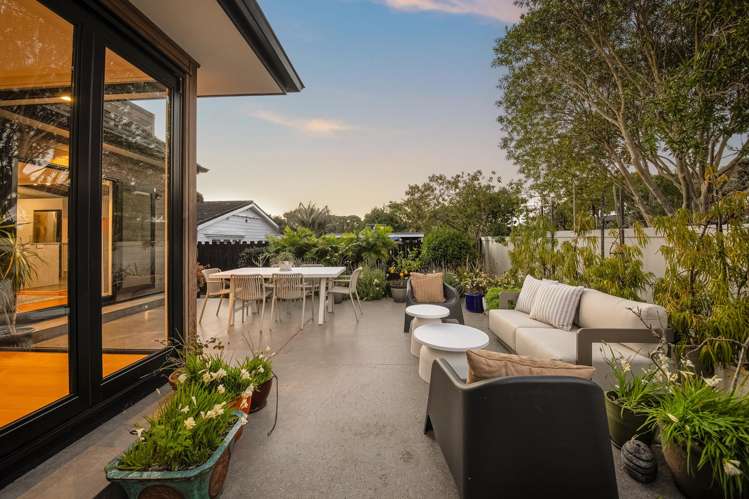 38 Wainui Avenue Point Chevalier_13