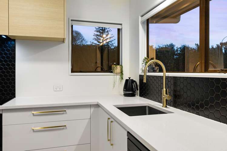 1/42 Lexington Drive Botany Downs_14