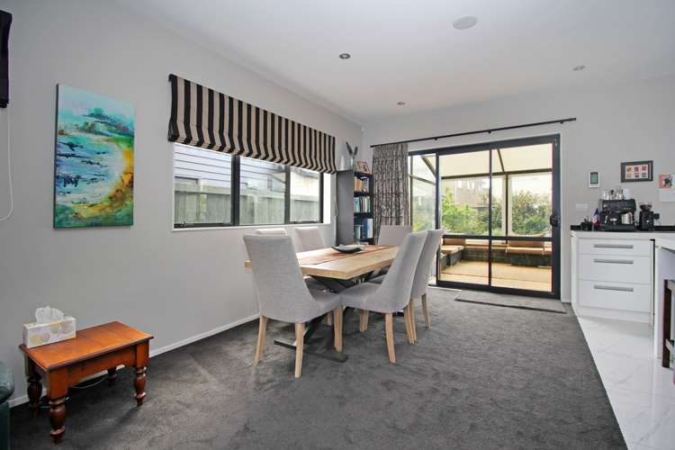 8 Rosewell Crescent Flat Bush_3