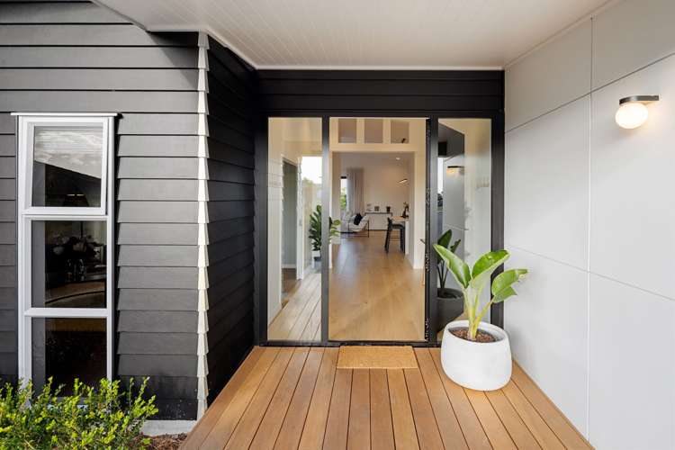 13 Margrain Close Huntington_11