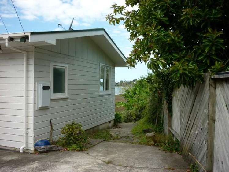 97 Churchill Road 1080_1