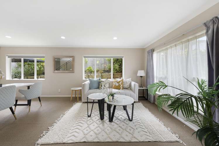 4 Viera Drive Mission Heights_1