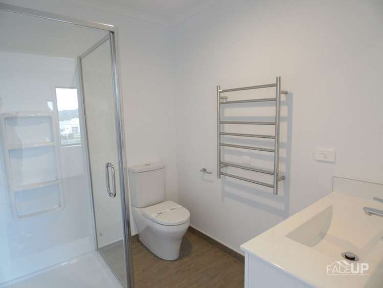 5 Hudson Bay Road Hobsonville_8