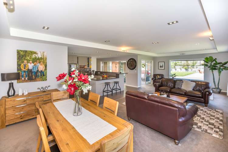 13 Grangewood Drive Lincoln_2