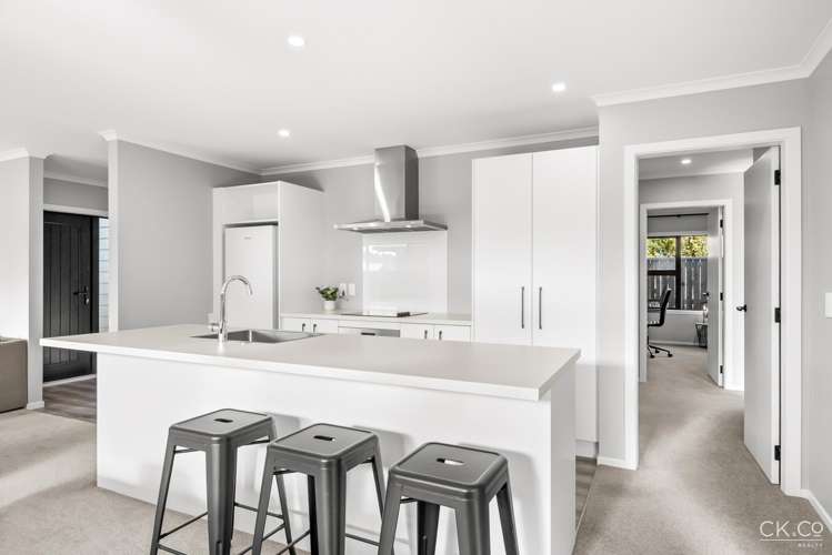 7 Te Awa Rere Grove Stokes Valley_6