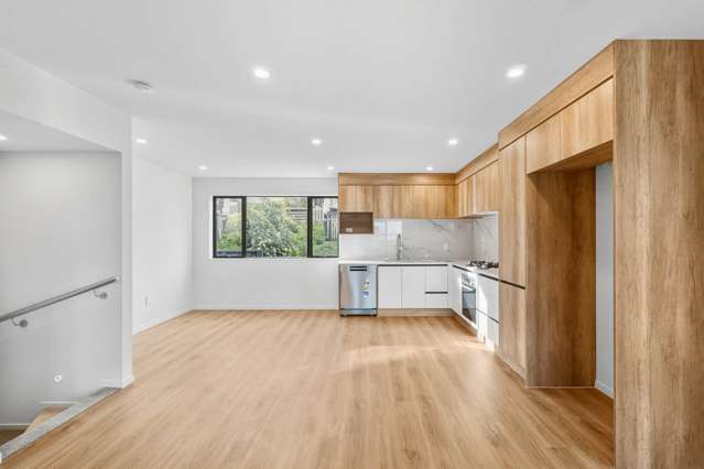 11/6 Woodhouse Place West Harbour_2