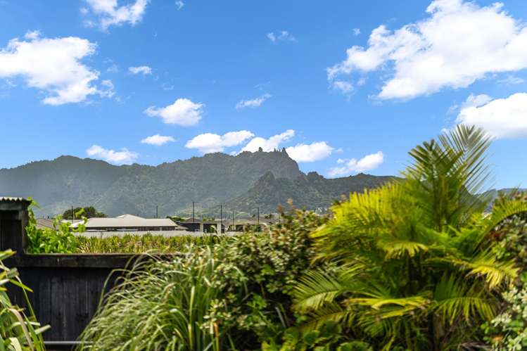 21 Pyle Road East One Tree Point_22