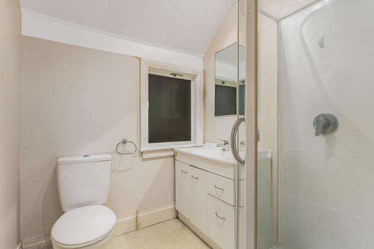 19 Royal Street Berhampore_19