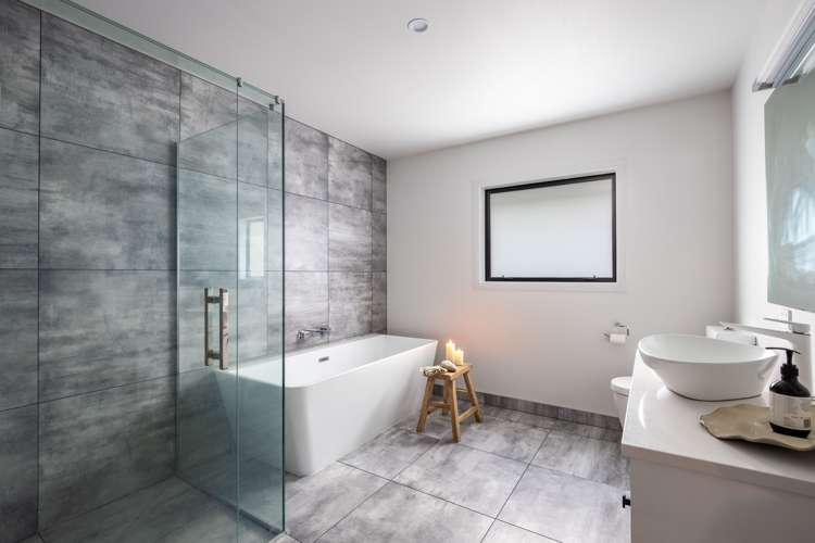 3 Customhouse Street Bell Block_15