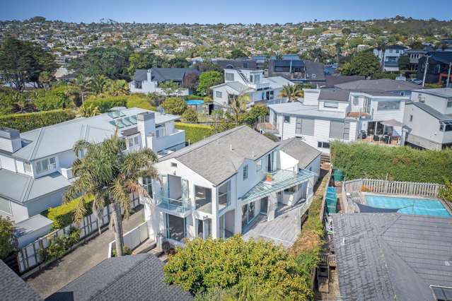 2/42 Churchill Road Murrays Bay_2