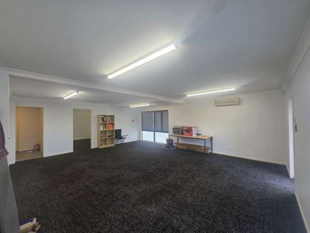 1B/15 Roxanne Place 11233_2