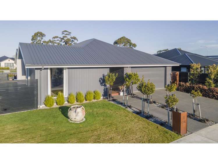 1 Tara Crescent Woodend_17